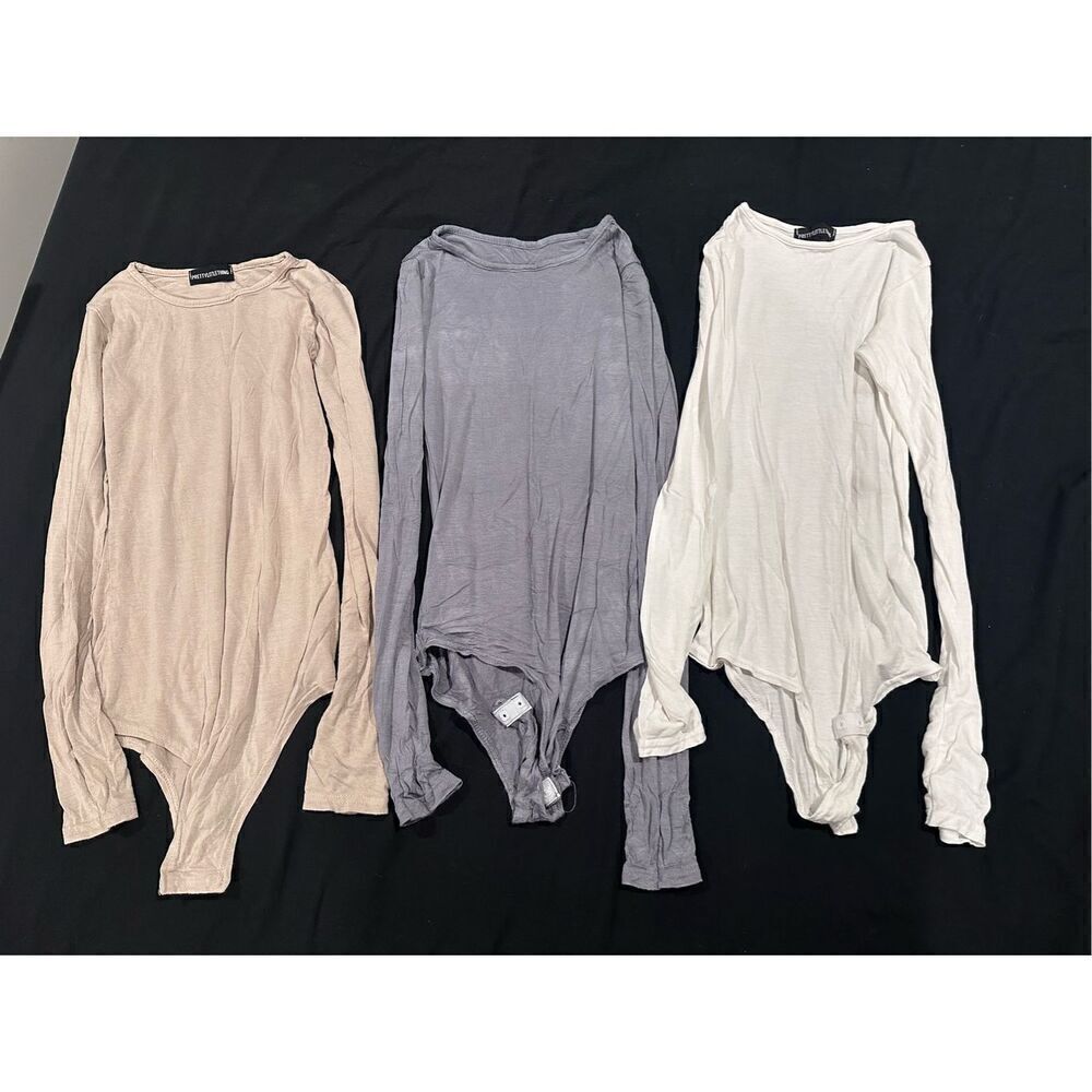 3 bodysuit bundle all fit a size XS / S